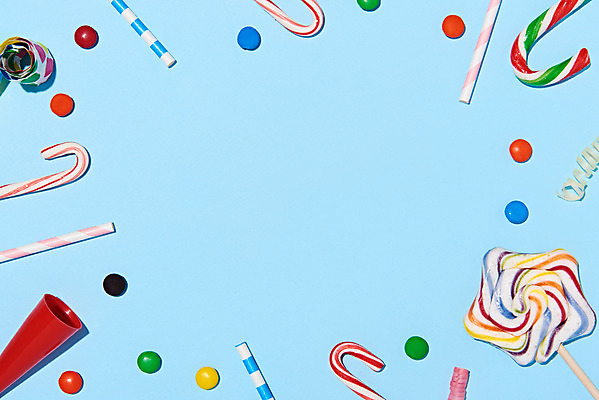 포토 JPG 스튜디오촬영 기념일 백그라운드 폭죽 실내 막대사탕 사탕 빨대 이벤트 사람없음 하이앵글 파티 축하 파티용품 파란배경 플랫레이 국내포토 뷰포인트 컨셉 디저트 내부 파란색 플랫 이벤트용품 파일형식