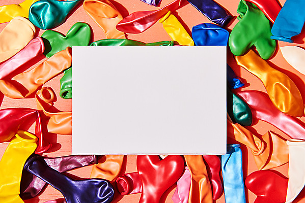 포토 JPG 스튜디오촬영 배너 기념일 백그라운드 사각프레임 실내 이벤트 사람없음 하이앵글 컬러풀 파티 여러개 축하 풍선 플랫레이 국내포토 뷰포인트 컬러 다수 컨셉 프레임 내부 사각형 플랫 파일형식