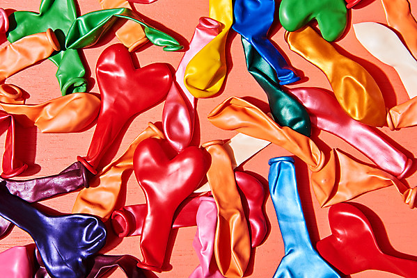 포토 JPG 스튜디오촬영 기념일 백그라운드 실내 이벤트 사람없음 하이앵글 컬러풀 파티 여러개 축하 풍선 플랫레이 국내포토 뷰포인트 컬러 다수 컨셉 내부 플랫 파일형식