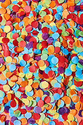 포토 JPG 스튜디오촬영 기념일 백그라운드 실내 이벤트 사람없음 하이앵글 컬러풀 파티 축하 가루 꽃가루 플랫레이 국내포토 뷰포인트 컬러 컨셉 내부 플랫 파일형식