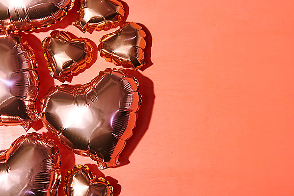 포토 JPG 스튜디오촬영 기념일 백그라운드 실내 사랑 이벤트 사람없음 파티 하트 축하 파티용품 하트풍선 풍선 코랄 국내포토 모양 감정 컬러 컨셉 내부 이벤트용품 파일형식