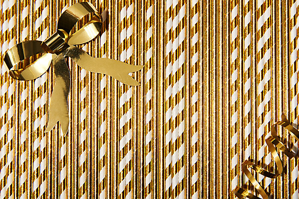 포토 JPG 스튜디오촬영 기념일 리본 백그라운드 실내 이벤트 사람없음 하이앵글 파티 금색 축하 플랫레이 국내포토 뷰포인트 컬러 컨셉 내부 플랫 파일형식