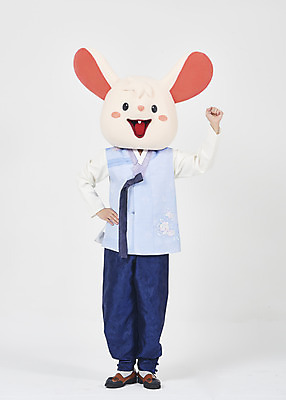 포토 JPG 스튜디오촬영 전신 한국전통 명절 남자 새해 실내 한명 서기 누끼 성인 두명 앞모습 30대 귀여움 파이팅 주먹 한국인 쥐띠 쥐 한복 즐거움 흰배경 쥐캐릭터 동물탈 인형탈 흰쥐 성인남자한명만 2020년 경자년 국내포토 1 전통 기념일 감정 뷰포인트 동물캐릭터 백그라운드 컨셉 모션 한국 사람 동양인 내부 장년 흰색 십이지신 설치류 전통의상 연도 탈 남자한명만 성인남자만 파일형식