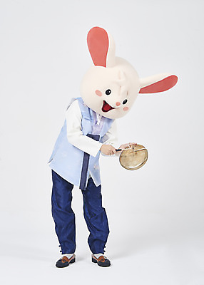 포토 JPG 스튜디오촬영 전신 한국전통 명절 남자 새해 실내 한명 서기 누끼 성인 두명 앞모습 30대 귀여움 한국인 쥐띠 쥐 한복 즐거움 흰배경 쥐캐릭터 꽹과리 동물탈 인형탈 흰쥐 성인남자한명만 2020년 경자년 국내포토 1 전통 기념일 감정 뷰포인트 동물캐릭터 백그라운드 컨셉 모션 타악기 한국 국악기 사람 동양인 내부 장년 흰색 십이지신 설치류 전통의상 연도 탈 남자한명만 성인남자만 파일형식