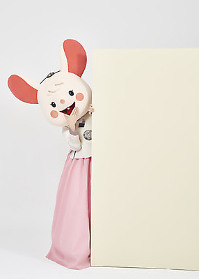 포토 JPG 스튜디오촬영 전신 한국전통 배너 여자 명절 새해 사각프레임 실내 한명 서기 누끼 20대 성인 앞모습 귀여움 한국인 쥐띠 쥐 한복 즐거움 흰배경 쥐캐릭터 입가림 동물탈 인형탈 흰쥐 성인여자한명만 2020년 경자년 국내포토 1 전통 기념일 감정 뷰포인트 동물캐릭터 백그라운드 컨셉 모션 프레임 한국 사람 동양인 청년 내부 사각형 흰색 십이지신 가림 설치류 전통의상 연도 탈 여자한명만 성인여자만 파일형식