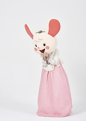 포토 JPG 스튜디오촬영 전신 한국전통 여자 명절 새해 실내 한명 서기 누끼 20대 성인 옆모습 귀여움 놀람 한국인 쥐띠 쥐 한복 수줍음 즐거움 흰배경 쥐캐릭터 동물탈 인형탈 흰쥐 성인여자한명만 2020년 경자년 국내포토 1 전통 기념일 감정 뷰포인트 동물캐릭터 백그라운드 컨셉 모션 한국 표정 사람 동양인 청년 내부 흰색 십이지신 설치류 전통의상 연도 탈 여자한명만 성인여자만 파일형식