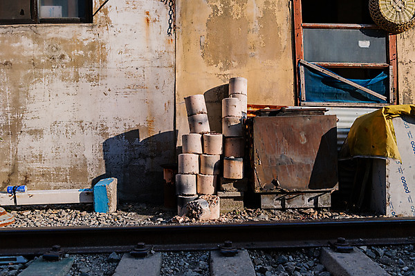 포토 JPG 주간 풍경 사람없음 야외 건물 관광지 기찻길 가을 연탄 국내여행 군산 철길마을 경암동 국내포토 자연요소 건축물 계절 여행 전라북도 파일형식