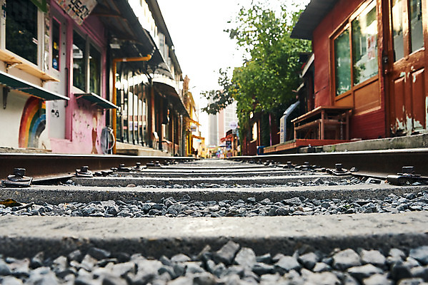 포토 JPG 주간 풍경 사람없음 야외 관광지 기찻길 가을 국내여행 군산 철길마을 경암동 국내포토 자연요소 계절 여행 전라북도 파일형식