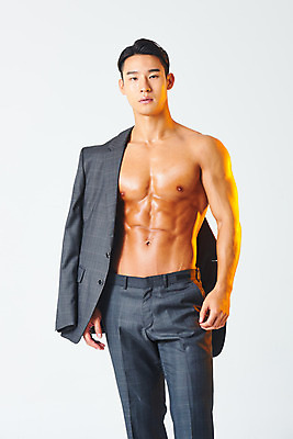 포토 JPG 스튜디오촬영 남자 다이어트 근육 실내 건강 한명 서기 누끼 정장 상반신 20대 성인 앞모습 헬스 재킷 한국인 보디빌딩 보디빌더 흰배경 트레이너 바디케어 복근 성인남자한명만 바디프로필 국내포토 1 옷 뷰포인트 백그라운드 모션 사람 동양인 청년 내부 운동 외투 흰색 남자한명만 성인남자만 파일형식
