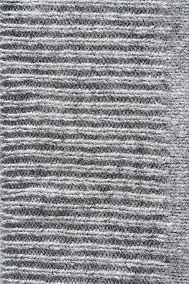 포토 JPG 스튜디오촬영 옷 백그라운드 겨울 재질 실내 따뜻함 근접촬영 사람없음 하이앵글 회색 직물 오브젝트 니트 질감 플랫레이 국내포토 계절 뷰포인트 컬러 상의 내부 플랫 파일형식