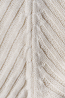 포토 JPG 스튜디오촬영 옷 백그라운드 겨울 재질 실내 따뜻함 사람없음 하이앵글 직물 오브젝트 니트 질감 아이보리 플랫레이 국내포토 계절 뷰포인트 컬러 상의 내부 플랫 파일형식