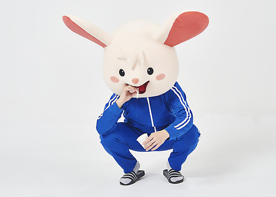 포토 JPG 스튜디오촬영 전신 남자 스트레스 담배 실내 한명 누끼 앉기 청년 성인 앞모습 운동복 귀여움 한국인 쥐띠 쥐 실업자 흰배경 청년실업 취업준비생 쥐캐릭터 동물탈 인형탈 흰쥐 성인남자한명만 2020년 경자년 국내포토 1 옷 뷰포인트 동물캐릭터 백그라운드 컨셉 모션 사람 동양인 내부 구직 흰색 십이지신 설치류 실업 연도 사회이슈 탈 남자한명만 성인남자만 파일형식