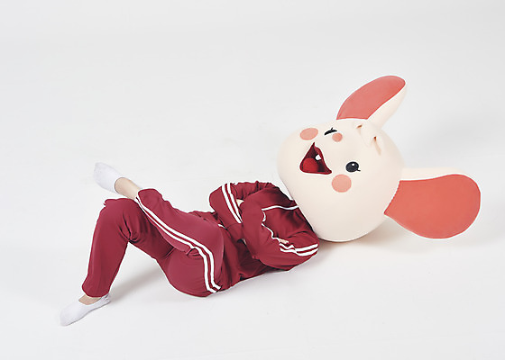 포토 JPG 스튜디오촬영 전신 여자 실내 한명 누끼 20대 청년 성인 옆모습 운동복 눕기 귀여움 한국인 다리꼬기 쥐띠 쥐 실업자 흰배경 청년실업 취업준비생 쥐캐릭터 동물탈 인형탈 흰쥐 성인여자한명만 2020년 경자년 국내포토 1 옷 뷰포인트 동물캐릭터 백그라운드 컨셉 모션 사람 동양인 내부 구직 흰색 십이지신 설치류 실업 연도 사회이슈 탈 여자한명만 성인여자만 파일형식