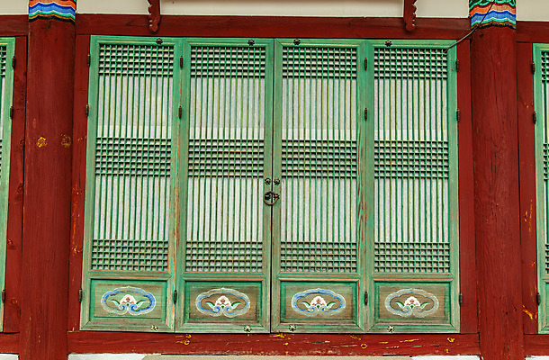 포토 JPG 주간 여행 한국 풍경 사람없음 야외 여름 관광지 문 여름풍경 강원도 전통문 국내여행 명승지 영월 영월향교 국내포토 자연요소 계절 아시아 향교 파일형식 여름_계절