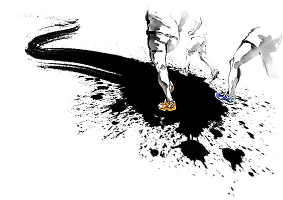 PSD 운동화 신발 일러스트 캘리그라피 붓터치 흑백 사람 세명 달리기 운동 다리 육상스포츠 번짐 열정 육상선수 마라톤 마라톤선수 국내일러스트 감정 스포츠 모션 운동선수 촬영기법 건강 경기 신체부위 파일형식 효과