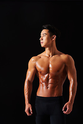 포토 JPG 스튜디오촬영 응시 남자 포즈 다이어트 검은배경 근육 실내 건강 한명 서기 누끼 상반신 20대 성인 앞모습 운동 헬스 한국인 웨이트트레이닝 보디빌딩 보디빌더 트레이너 바디케어 복근 성인남자한명만 바디프로필 국내포토 1 시선 뷰포인트 백그라운드 모션 사람 동양인 청년 내부 검은색 남자한명만 성인남자만 파일형식