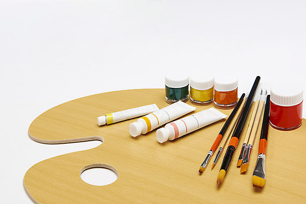 포토 JPG 스튜디오촬영 실내 미술 사람없음 컬러풀 여러개 물감 붓 팔레트 오브젝트 흰배경 그림 미술교육 창의력 창의성 포스터물감 수채화물감 국내포토 교육 컬러 다수 백그라운드 문화예술 내부 미술도구 흰색 파일형식