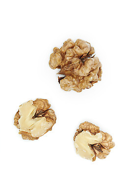 포토 JPG 스튜디오촬영 웰빙 단면 실내 건강 누끼 사람없음 하이앵글 견과류 세개 오브젝트 흰배경 알맹이 호두 부럼 웰빙음식 플랫레이 슈퍼푸드 국내포토 뷰포인트 백그라운드 3 내부 흰색 플랫 정월대보름 건강식품 건강식 파일형식