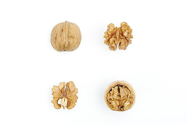 포토 JPG 스튜디오촬영 웰빙 단면 실내 건강 누끼 사람없음 하이앵글 여러개 견과류 오브젝트 흰배경 알맹이 호두 부럼 웰빙음식 플랫레이 슈퍼푸드 국내포토 뷰포인트 다수 백그라운드 내부 흰색 플랫 정월대보름 건강식품 건강식 파일형식