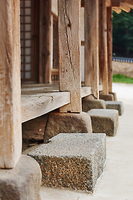 포토 JPG 주간 한국전통 여행 유적지 기와집 풍경 사람없음 야외 여름 관광지 세계문화유산 문화재 역사 한국사 조선시대 인조 재실 조선왕릉 파주 파주장릉 인열왕후 국내포토 자연요소 전통 계절 고건축 한옥 한국 왕 경기도 왕릉 파일형식 왕후