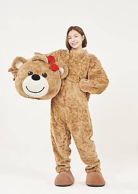 포토 JPG 스튜디오촬영 전신 여학생 여자 대학생 허리손 대학생라이프 실내 한명 서기 미소 들기 누끼 20대 청년 성인 앞모습 청춘 곰인형 한국인 흰배경 열정 여대생 아르바이트 동물탈 인형탈 성인여자한명만 최저임금 비정규직 국내포토 1 학생 라이프스타일 감정 인형 뷰포인트 포즈 백그라운드 컨셉 비즈니스 모션 표정 사람 동양인 내부 경제 흰색 탈 여자한명만 성인여자만 파일형식