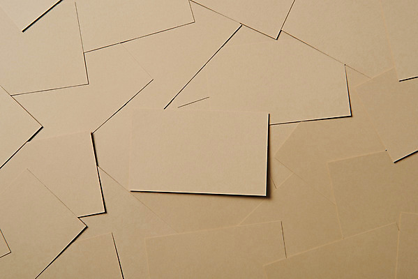 포토 JPG 스튜디오촬영 명함 재질 프레임 실내 사람없음 하이앵글 사무용품 여러개 공백 오브젝트 디자인소스 목업 플랫레이 카피스페이스 편집소스 갈색배경 국내포토 뷰포인트 다수 백그라운드 문구용품 내부 갈색 플랫 파일형식