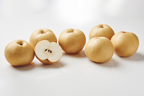 포토 JPG 스튜디오촬영 과일 단면 실내 누끼 사람없음 여러개 신선 배 달콤 오브젝트 흰배경 선물세트 명절선물 국내포토 명절 다수 백그라운드 선물 내부 흰색 맛 파일형식