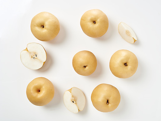 포토 JPG 스튜디오촬영 조각 과일 단면 실내 누끼 사람없음 하이앵글 여러개 신선 배 달콤 오브젝트 흰배경 선물세트 플랫레이 명절선물 국내포토 명절 뷰포인트 다수 백그라운드 선물 내부 흰색 플랫 맛 파일형식