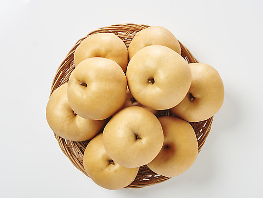 포토 JPG 스튜디오촬영 과일 실내 누끼 사람없음 하이앵글 쌓기 여러개 신선 배 달콤 오브젝트 흰배경 선물세트 플랫레이 명절선물 라탄바구니 국내포토 명절 뷰포인트 다수 백그라운드 모션 선물 내부 바구니 흰색 플랫 맛 파일형식