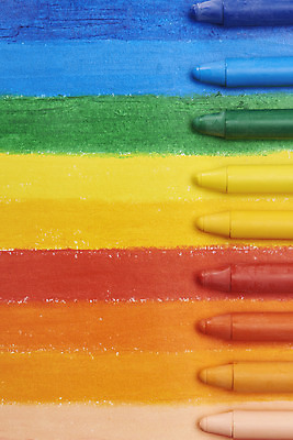 포토 JPG 스튜디오촬영 실내 미술 사람없음 하이앵글 컬러풀 여러개 오브젝트 그림 크레파스 일렬 미술교육 무지개색 창의력 창의성 플랫레이 국내포토 교육 뷰포인트 컬러 다수 문화예술 학용품 내부 플랫 파일형식