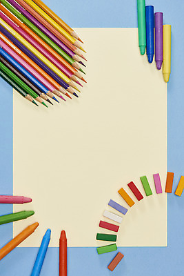 포토 JPG 스튜디오촬영 종이 색연필 실내 미술 사람없음 하이앵글 컬러풀 여러개 오브젝트 그림 크레파스 미술교육 파스텔 창의력 창의성 플랫레이 국내포토 교육 뷰포인트 컬러 다수 문화예술 학용품 내부 플랫 파일형식