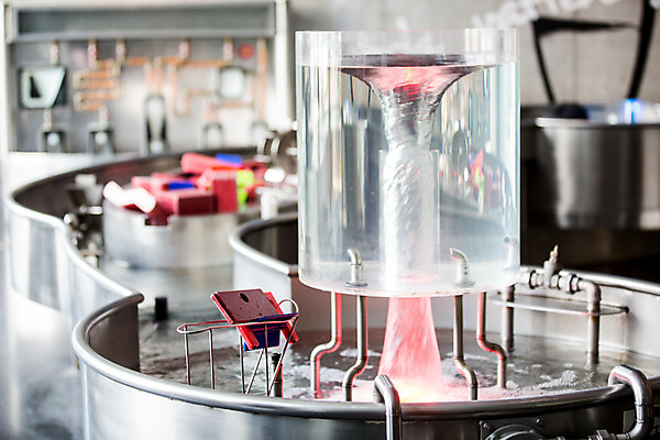 포토 JPG 교육 과학 실내 사람없음 물 에너지 체험학습 체험 박물관 체코 수력 수력에너지 국내포토 자연요소 유럽 컨셉 내부 파일형식