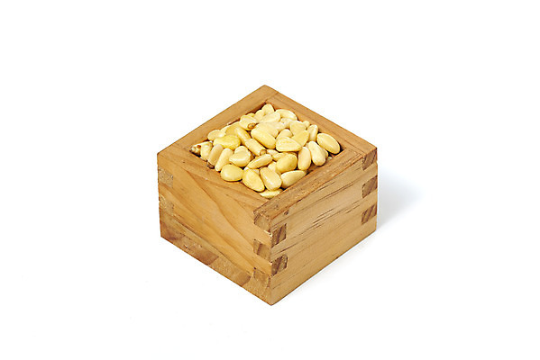 포토 JPG 스튜디오촬영 웰빙 실내 건강 사람없음 여러개 견과류 오브젝트 흰배경 정월대보름 잣 부럼 웰빙음식 되 슈퍼푸드 국내포토 명절 다수 백그라운드 내부 흰색 건강식품 건강식 파일형식