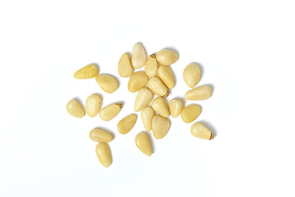 포토 JPG 스튜디오촬영 웰빙 실내 건강 사람없음 하이앵글 여러개 견과류 오브젝트 흰배경 정월대보름 잣 부럼 웰빙음식 플랫레이 슈퍼푸드 국내포토 명절 뷰포인트 다수 백그라운드 내부 흰색 플랫 건강식품 건강식 파일형식