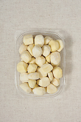 포토 JPG 스튜디오촬영 웰빙 실내 건강 사람없음 하이앵글 여러개 견과류 밤 오브젝트 정월대보름 부럼 웰빙음식 포장용기 깐밤 베이지색배경 플랫레이 슈퍼푸드 국내포토 명절 뷰포인트 다수 백그라운드 내부 플랫 밤_견과류 건강식품 건강식 베이지색 포장재료 파일형식