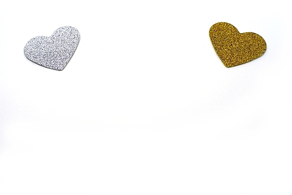 포토 JPG 해외이미지 실내 사랑 사람없음 금색 하트 은색 흰배경 카피스페이스 해외포토 모양 감정 컬러 백그라운드 내부 공백 흰색 파일형식 이미지허브