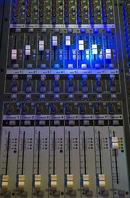 포토 JPG 해외이미지 음악 음향기기 사람없음 장비 DJ 제어 사운드믹서 해외포토 문화예술 전자제품 파일형식 이미지허브