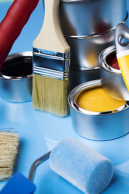 포토 JPG 해외이미지 실내 사람없음 페인트 파란배경 페인트통 페인트붓 페인트롤러 해외포토 백그라운드 통 내부 파란색 붓 파일형식 이미지허브