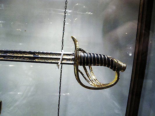 포토 JPG 해외이미지 전통 유럽 산업 무기 손잡이 미술 사람없음 금속 골동품 칼날 중세기사 중세 역사 칼 검 공격 극장 철 전시회 군용 싸움 육군 단검 고립 복원 옛날 철강 해외포토 나라 모션 재질 문화예술 군대 전시 파일형식 이미지허브