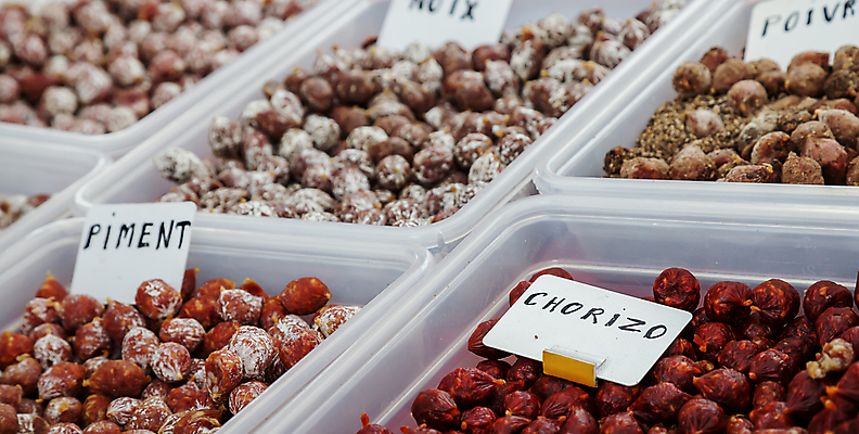 포토 JPG 해외이미지 전통 접시 배너 음식 조각 채소 재료 건조 파노라마 육류 돼지고기 요리 사람없음 빨간색 상자 농장 상점 식사 소고기 견과류 시골 소시지 스페인 시장 맛 자르기 지중해 향신료 매움 슬라이스 후추 당나귀 수공예 스페인어 식품점 초리조 페퍼로니 해로움 핸드메이드 개조 맛있는 해외포토 식기 유럽 바다 컬러 컨셉 농업 식재료 모션 촬영기법 말_동물 가공식품 공예 향미료 파일형식 이미지허브