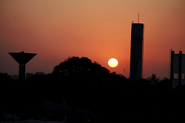 포토 JPG 해외이미지 구름 여행 백그라운드 오렌지 자연 하늘 파노라마 풍경 사람없음 야외 여름 빛 햇빛 태양 고요 황혼 일몰 가을 달콤 저녁 해외포토 자연요소 계절 과일 촬영기법 노을 맛 야간 생태계 파일형식 이미지허브
