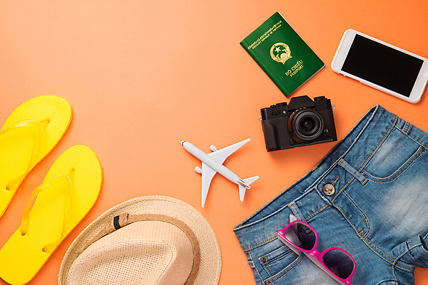 포토 JPG 해외이미지 여행 비행기 실내 사람없음 스마트폰 선글라스 카메라 청바지 쪼리 여권 비행기모형 주황색배경 해외포토 안경 백그라운드 바지 항공교통 대중교통 내부 전자제품 핸드폰 스마트기기 모형 주황색 샌들 파일형식 이미지허브