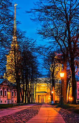 포토 JPG 해외이미지 도로 야경 가로등 사람없음 야외 빛 도시풍경 도시 러시아 해외포토 공공시설 유럽 길 교통시설 풍경 야간 파일형식 풍경_경치 이미지허브