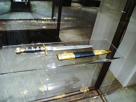 포토 JPG 해외이미지 전통 유럽 산업 무기 미술 사람없음 금속 축제 골동품 칼날 중세기사 중세 역사 칼 극장 전시회 싸움 펜싱 육군 단검 고립 복원 옛날 철강 해외포토 나라 스포츠 모션 재질 문화예술 군대 전시 검 파일형식 이미지허브