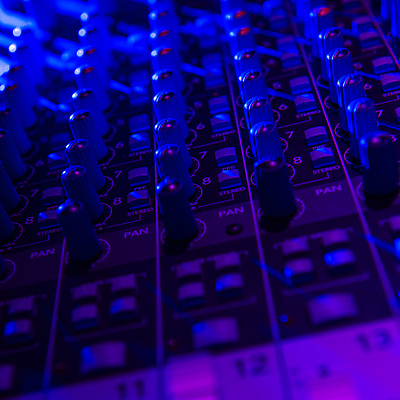 포토 JPG 해외이미지 음악 음향기기 사람없음 장비 DJ 제어 사운드믹서 해외포토 문화예술 전자제품 파일형식 이미지허브