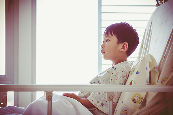 포토 JPG 해외이미지 어린이 건강 병원 한명 사람 동양인 소년 청년 치료 가로 약 건강관리 고통 장비 흐름 환자 수확 떨어짐 질병 입장 복고 병실 보험 비네팅 돌봄 해외포토 1 남자 감정 컨셉 농업 의학 모션 촬영기법 관리 인종 성인 파일형식 이미지허브