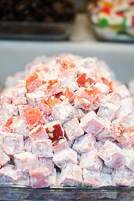 포토 JPG 해외이미지 단면 실내 사람없음 아웃포커스 쌓기 달콤 가득함 가판대 로쿰 해외포토 모션 디저트 촬영기법 내부 맛 터키음식 파일형식 이미지허브