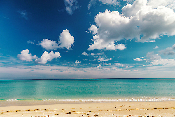 포토 JPG 해외이미지 주간 구름 바다 사람없음 야외 여름 맑음 여름풍경 휴양지 해외포토 자연요소 계절 날씨 풍경 장소 파일형식 여름_계절 이미지허브