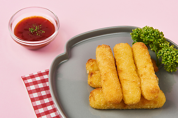 포토 JPG 스튜디오촬영 접시 음식 치즈 실내 사람없음 쌓기 튀김 천 칠리소스 소스그릇 파슬리가루 치즈스틱 분홍색배경 바삭바삭 국내포토 그릇 식기 분홍색 백그라운드 컨셉 모션 유제품 내부 과자 직물 소스_음식 가루 파일형식