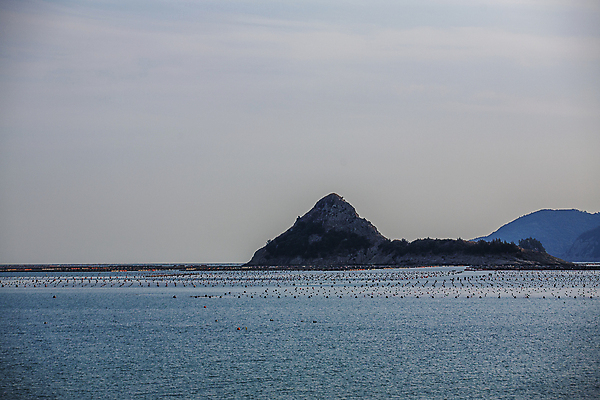 포토 JPG 주간 구름 바다 섬 하늘 사람없음 야외 전라남도 남해 완도 수평선 국내포토 자연요소 전라도 파일형식